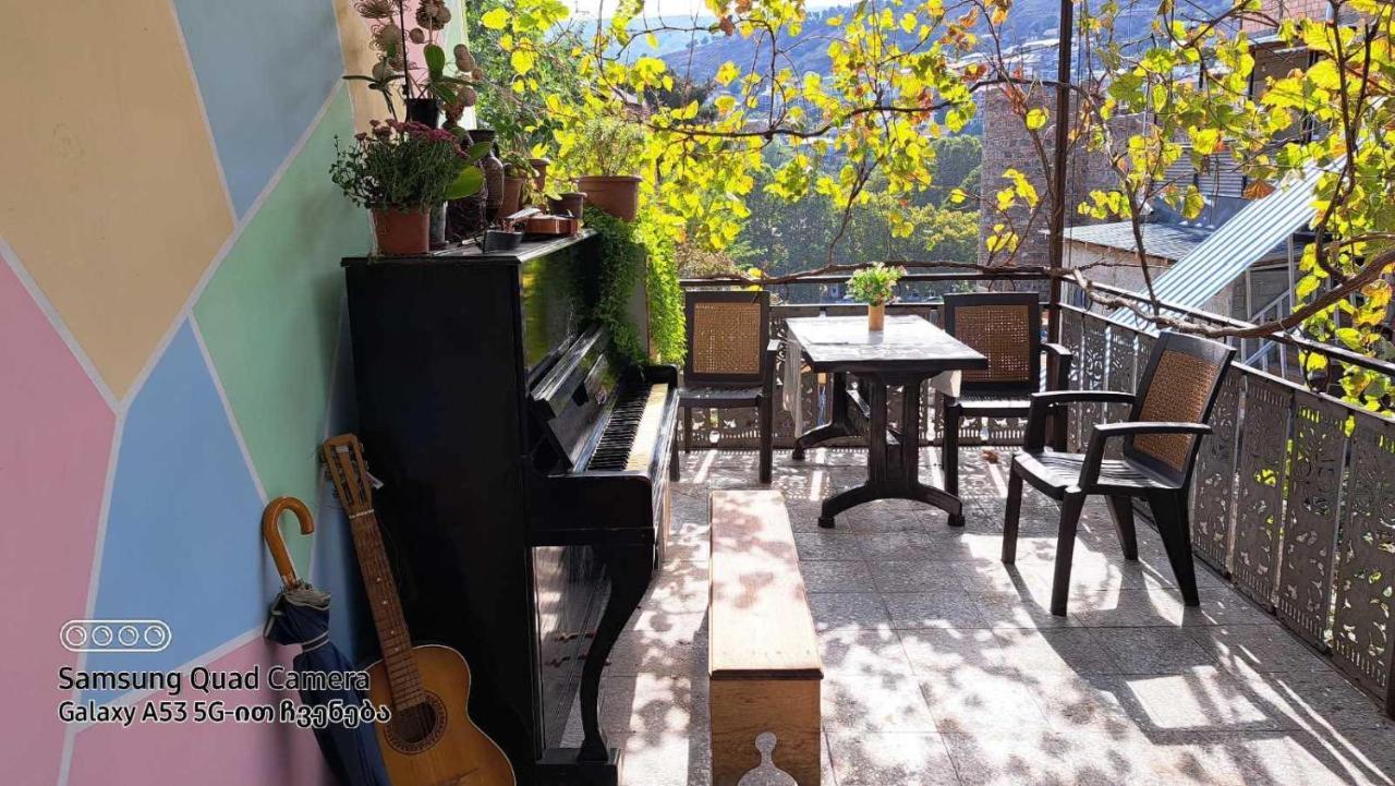 Apartment With A Nice Terrace In Old City Center Тбілісі Екстер'єр фото