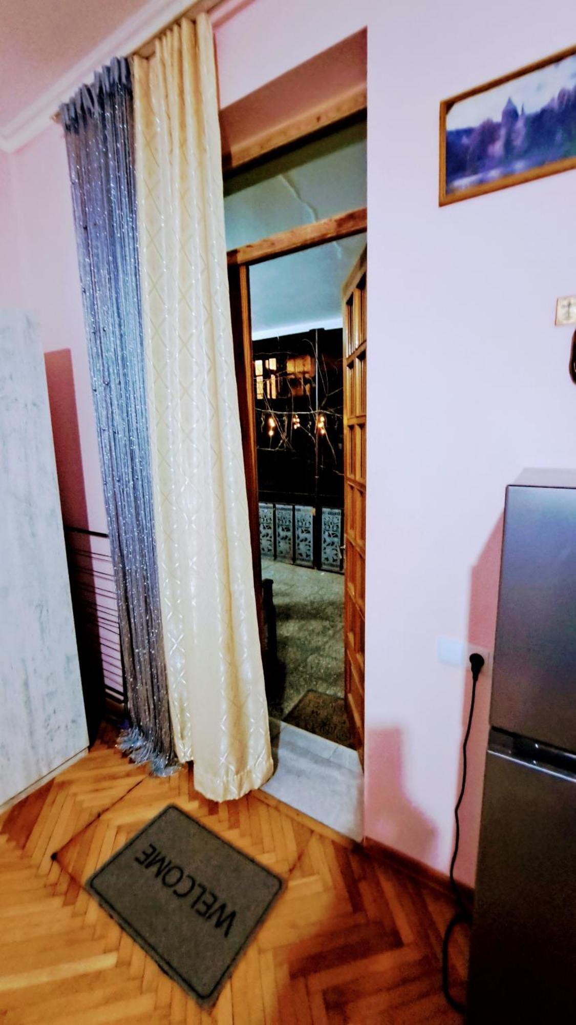 Apartment With A Nice Terrace In Old City Center Тбілісі Екстер'єр фото